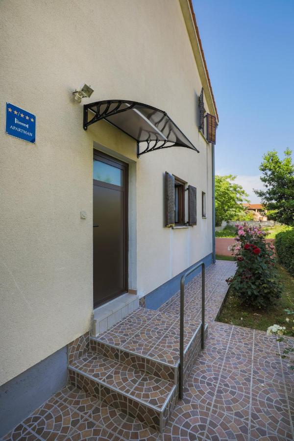 Center Of Fazana Apartments Katarina Fažana Exterior foto